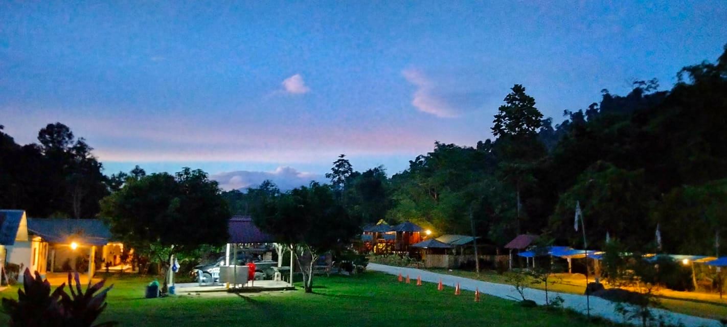 Cherry Chalet Campsite Janda Baik photo 4